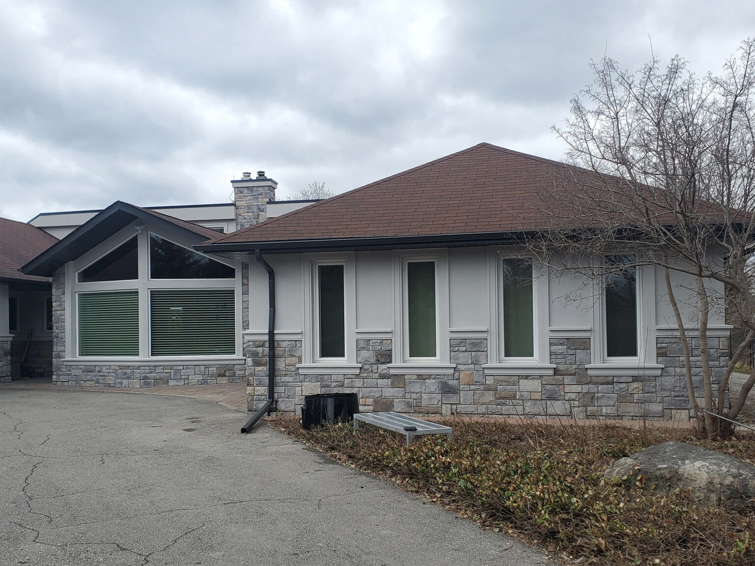 commercial stone veneer mississauga brampton etobicoke