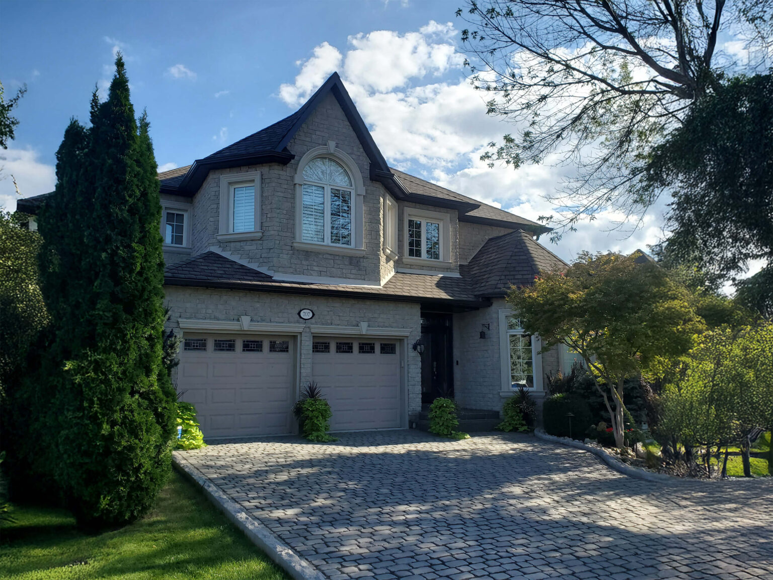 residential stone veneer contractor mississauga brampton etobicoke